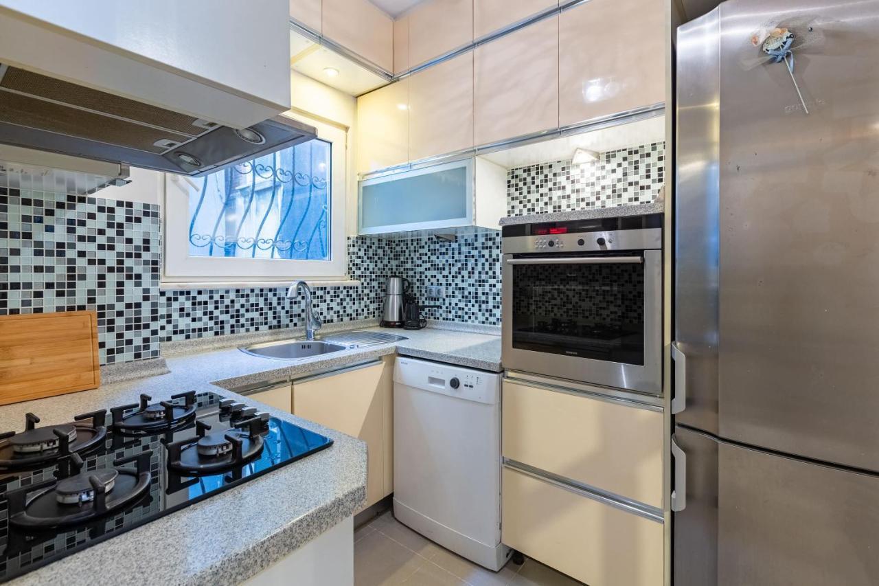 Flat With Excellent Location In Tesvikiye, Sisli Istanbul Exterior photo
