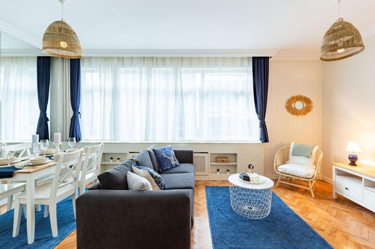 Flat With Excellent Location In Tesvikiye, Sisli Istanbul Exterior photo