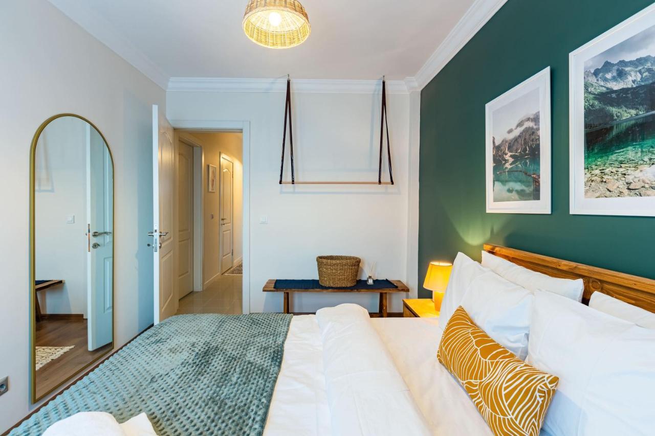 Flat With Excellent Location In Tesvikiye, Sisli Istanbul Exterior photo