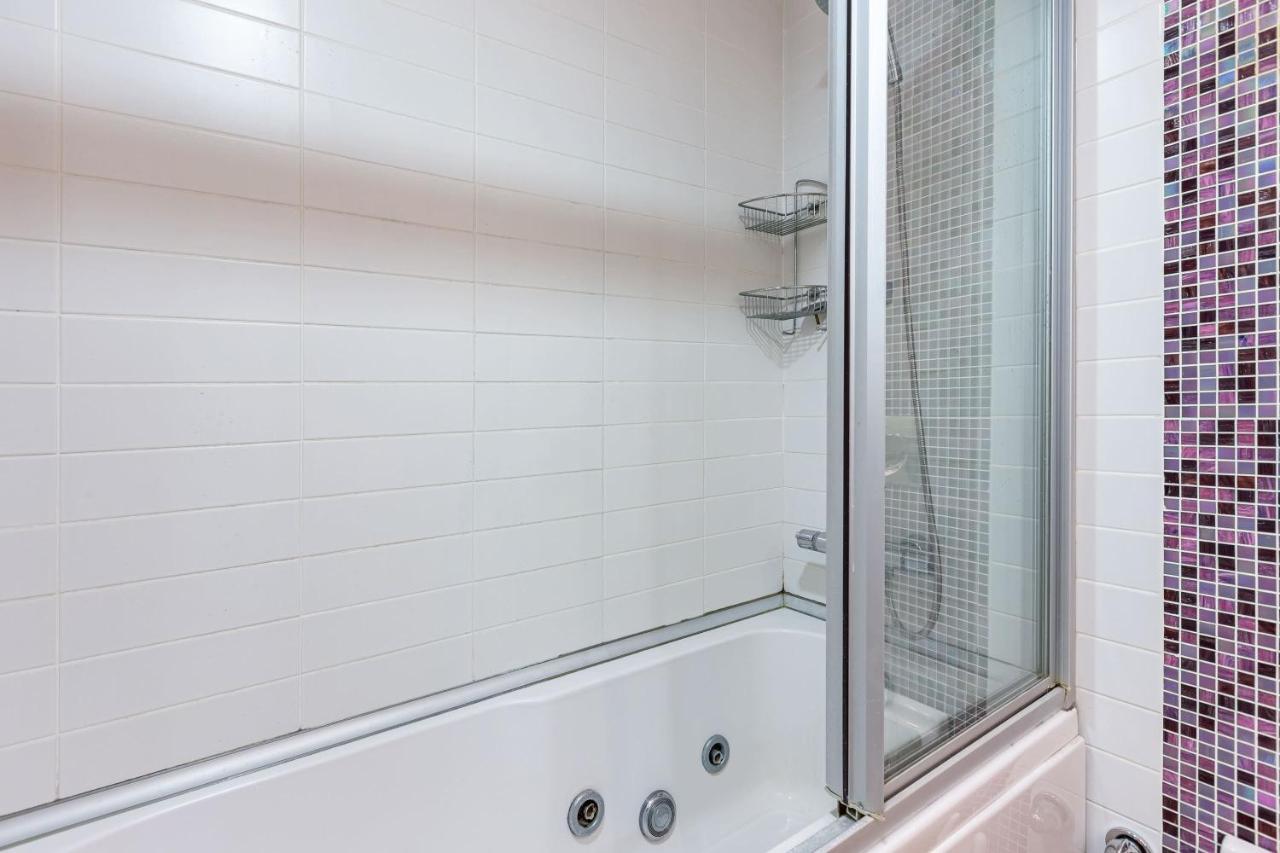 Flat With Excellent Location In Tesvikiye, Sisli Istanbul Exterior photo