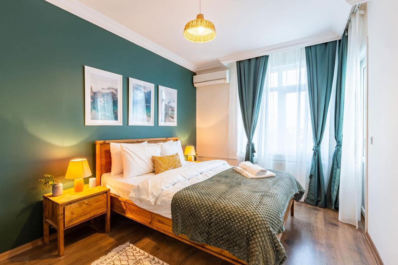 Flat With Excellent Location In Tesvikiye, Sisli Istanbul Exterior photo