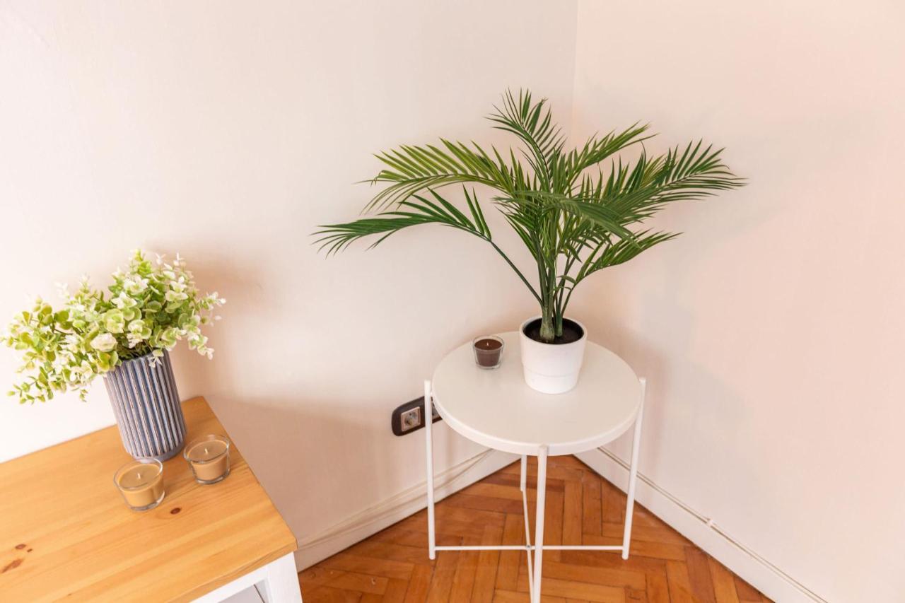 Flat With Excellent Location In Tesvikiye, Sisli Istanbul Exterior photo