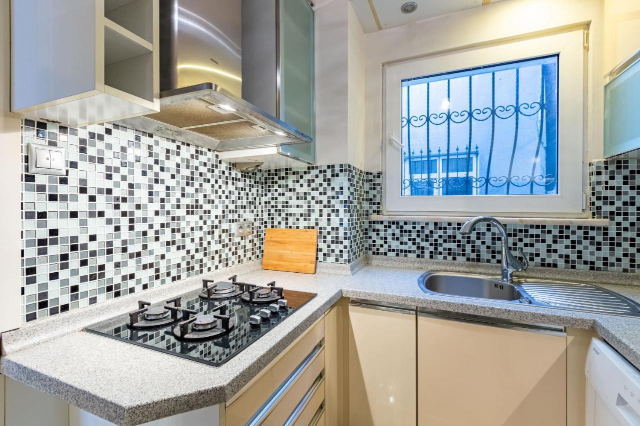 Flat With Excellent Location In Tesvikiye, Sisli Istanbul Exterior photo