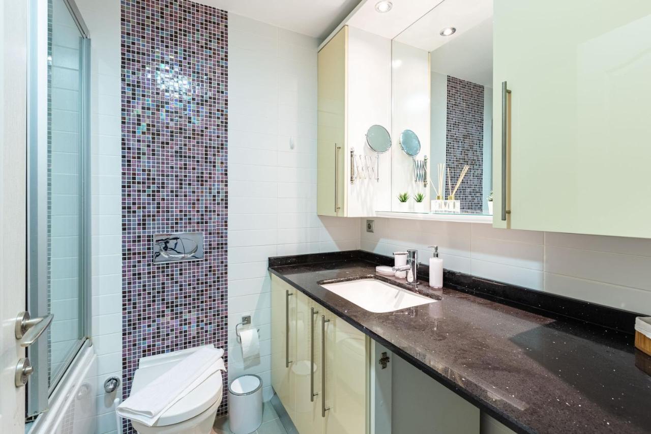 Flat With Excellent Location In Tesvikiye, Sisli Istanbul Exterior photo